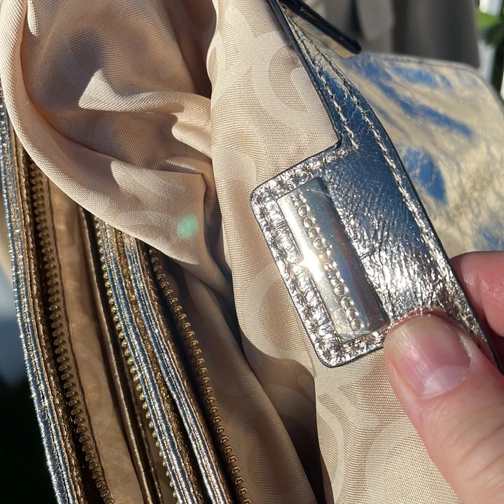 Rocco Barocco Gold Italian Brand Bag NWT - Picture 7 of 11